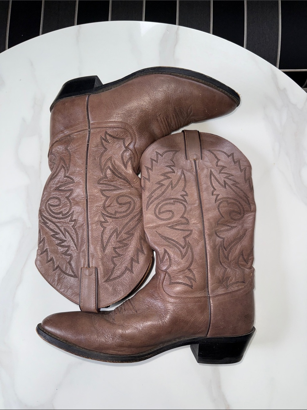 Justin Boots Brown Leather Cowboy Boots